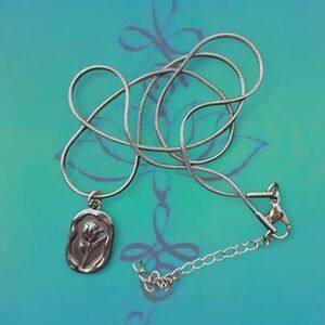 silver rose necklace